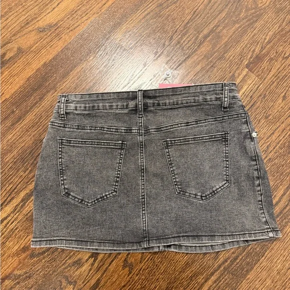 Edikted Charcoal Denim Mini Skirt - Picture 2 of 3